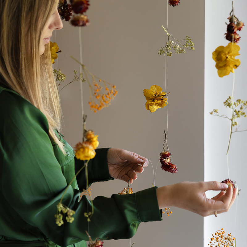 Guirlande de fleurs séchées
