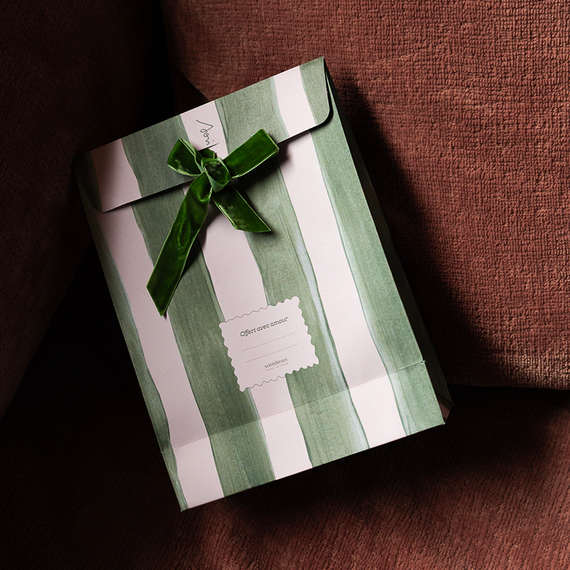 Grande pochette cadeau