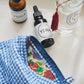 la trousse de l'été vichy par Soin de Soi en collaboration avec la maison de linge Lucas du Tertre
